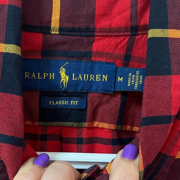⚪️ Ralph Lauren Red Plaid Button Up Shirt Size Medium Casual Classic - Picture 3 of 7